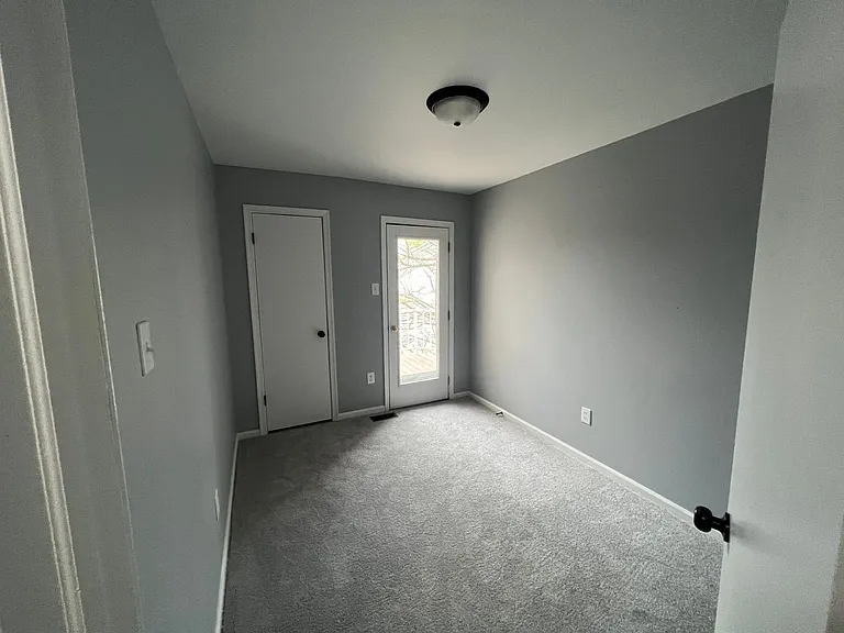 13 Michele Ct — Photo 18