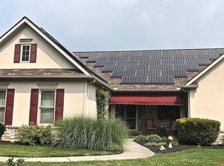 113 Huntingwood Dr, Lancaster, PA 17602