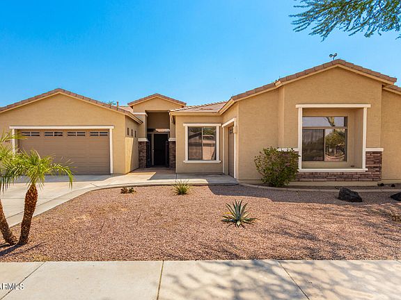 2nd image of 897 E JULIAN Drive