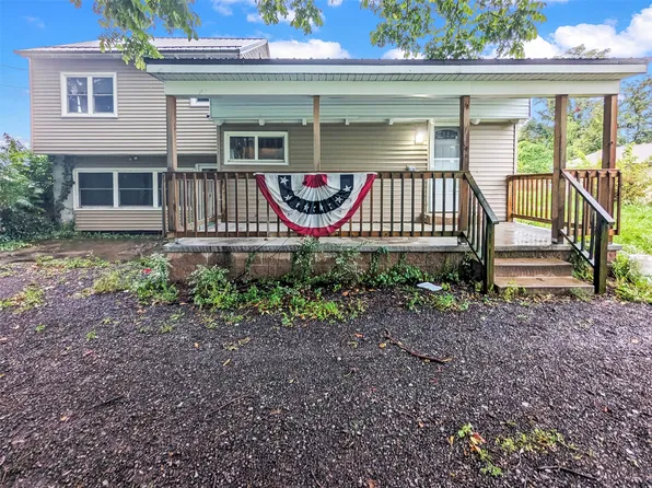 1238 Orchard Beach Rd, North East, PA 16428
