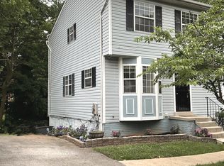 961 Central Hills Ln, Landover, MD 20785