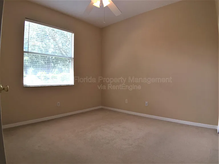 909 Arbormoor Pl — Photo 21