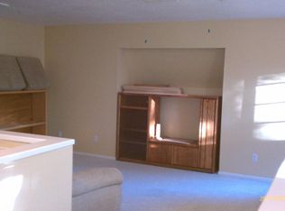 1002 Rainbow Crest Rd #B, Fallbrook, CA 92028