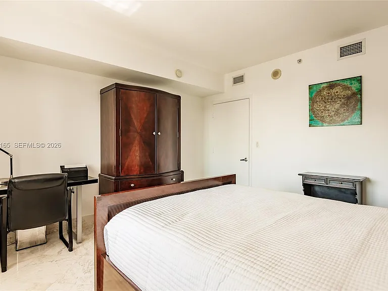 325 Biscayne Blvd #3617 — Photo 8