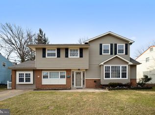 34 Pennsylvania Ave, Stratford, NJ 08084