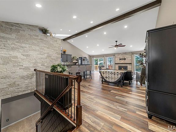 4th image of 107 Twelve Oaks Dr #1D