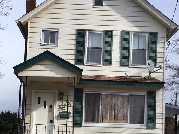 126 Oak St, Sugar Notch, PA 18706
