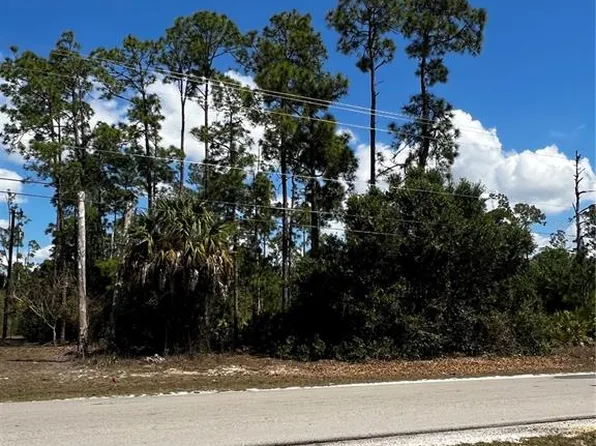 4105 E 10th St Lot 13, Lehigh Acres, FL 33972