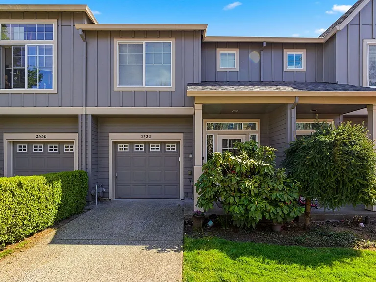 2322 NW 168th Pl — Photo 3