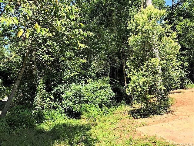 1st image of 2845 Hanson Dr