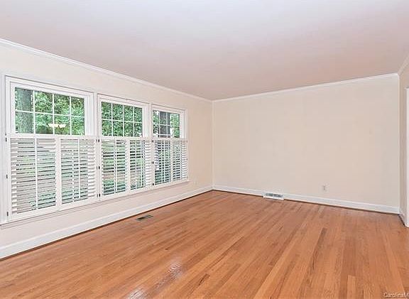 4th image of 6912 Heatherford Dr