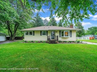 2846 Memory Ln, Lansing, MI 48911