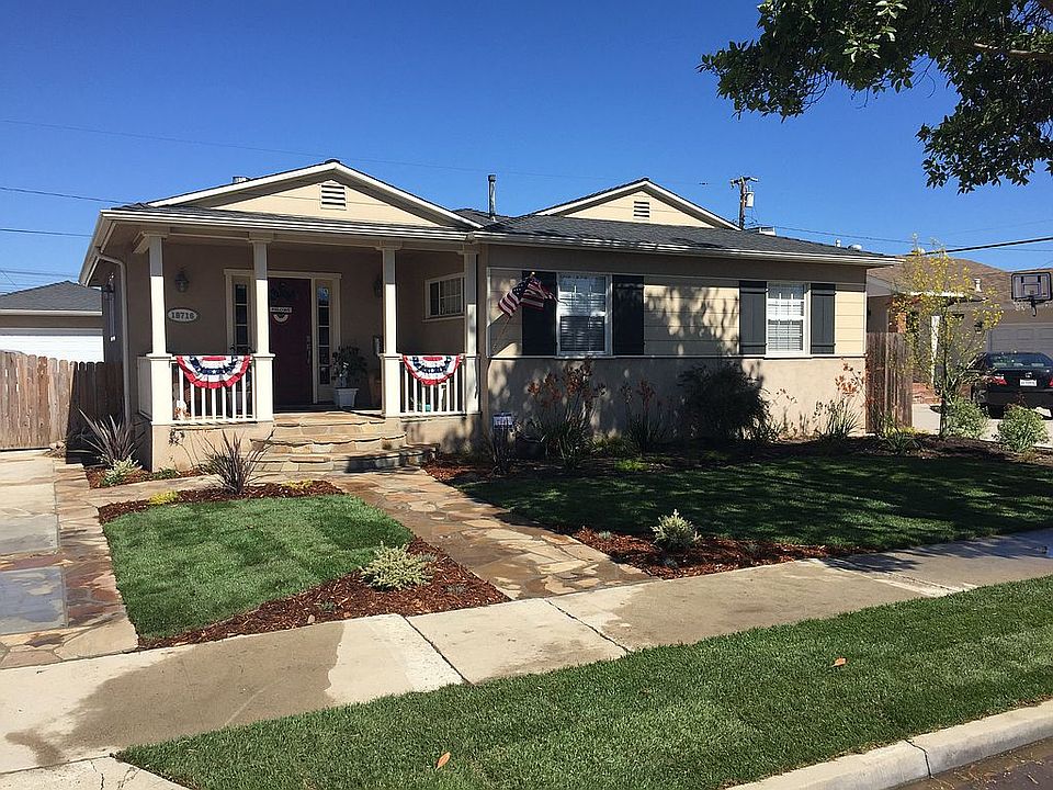 2nd image of 18716 Cranbrook Ave