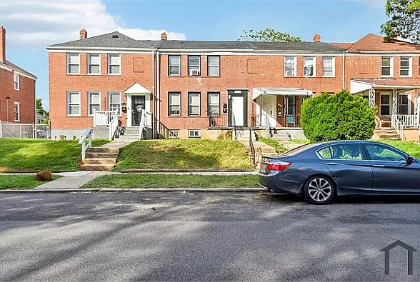 2 bed, 800 sqft, $1,150 — Photo 1