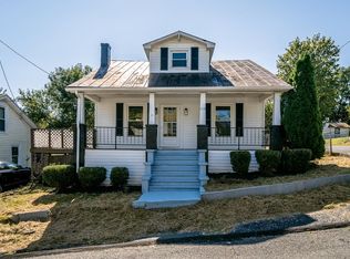 1112 Butler St, Staunton, VA 24401