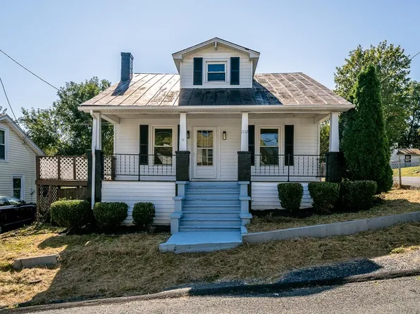 1112 Butler St, Staunton, VA 24401