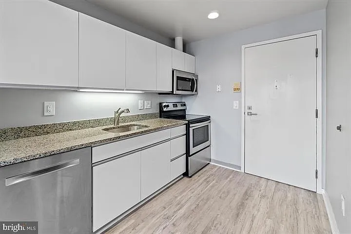 2639 Boston St #306 — Photo 3