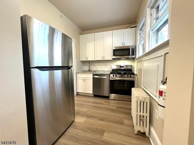 185 Broad St #1 — Photo 5