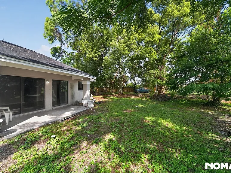 454 Loblolly Ln — Photo 15