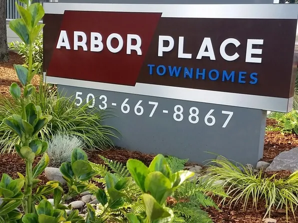 Arbor Place Apartments