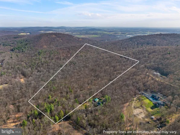 215 Dug Ln, Fairfield, PA 17320