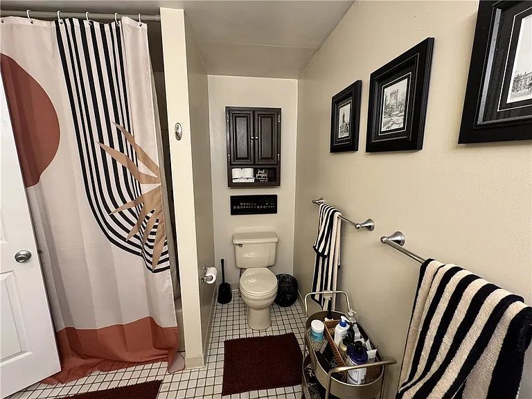 30 Cornhill Pl — Photo 9