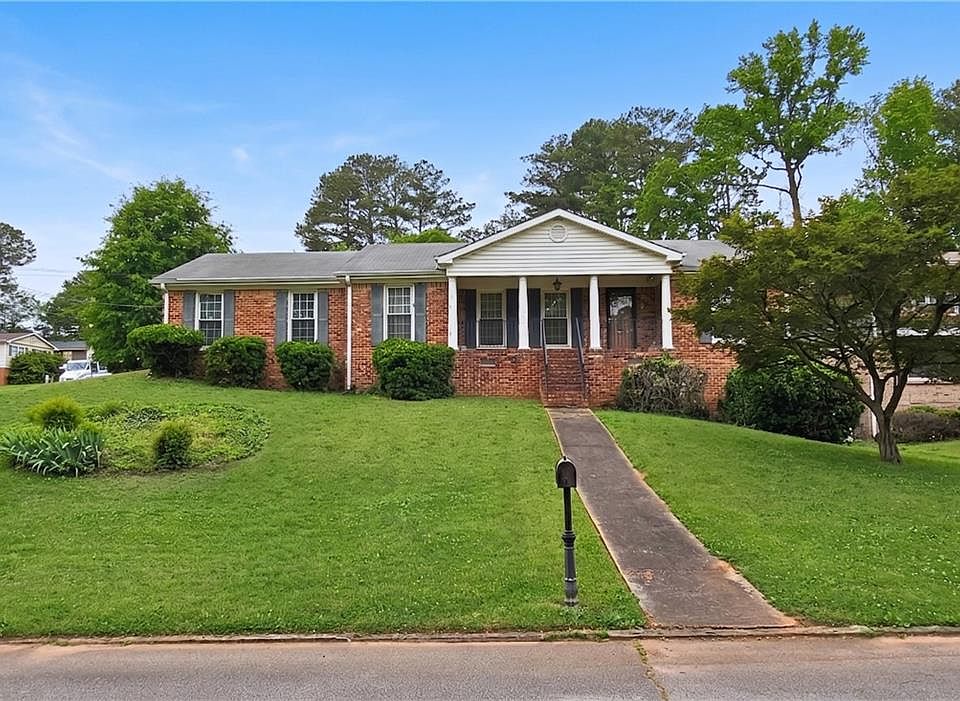 1st image of 2739 Rainbow Ridge Rd