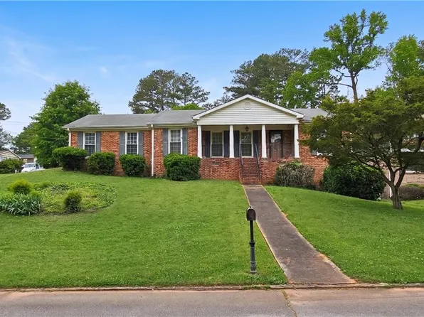 2739 Rainbow Ridge Rd, Decatur, GA 30034