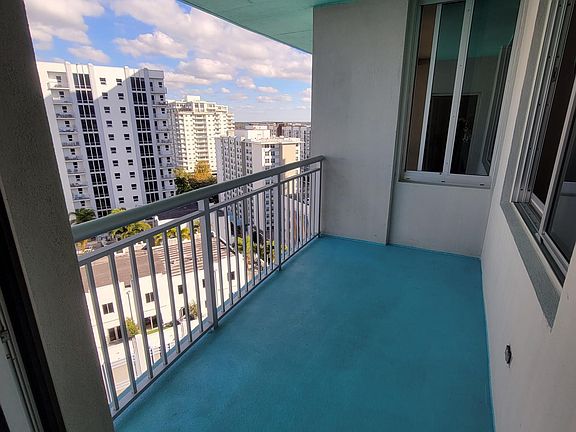 3rd image of 322 E Central Blvd Unit 1611