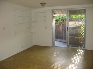1380 1/2 Summit Ave, Cardiff By the Sea, CA 92007