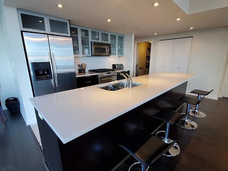 1205 Hastings St W #1103 — Photo 9