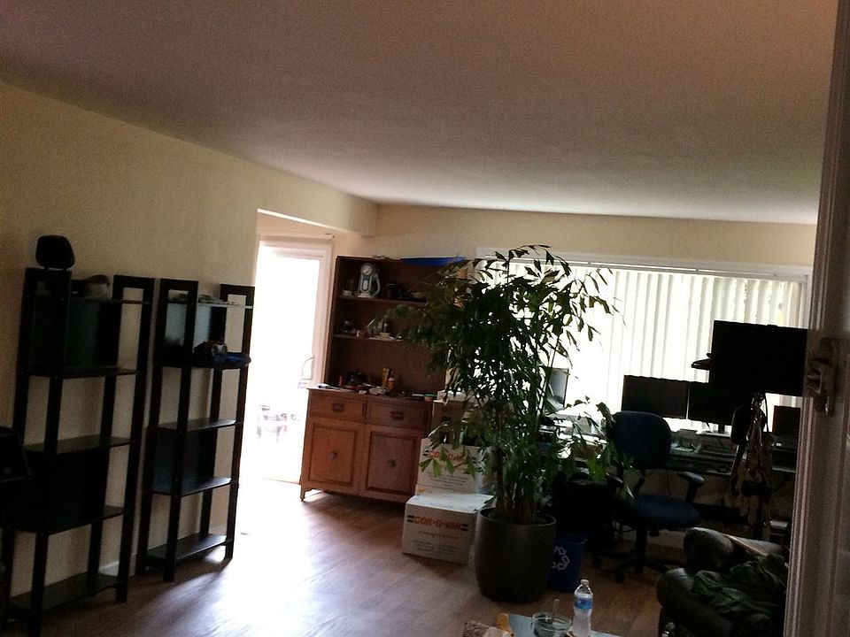 1st image of 647 Jasper St