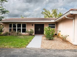 5317 McKinley St, Hollywood, FL 33021