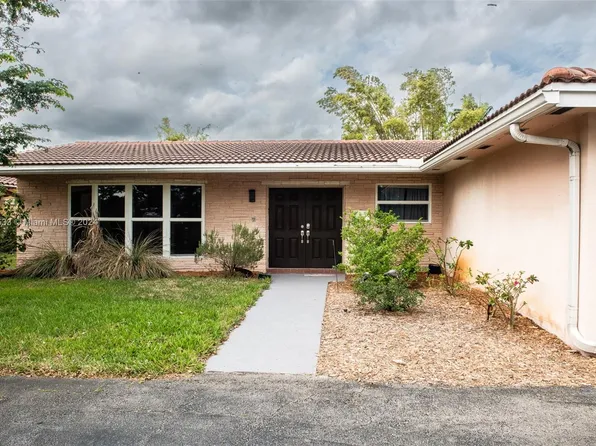 5317 McKinley St, Hollywood, FL 33021