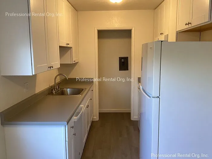 445 S E St #1 — Photo 6
