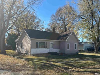 110 E Bishop St, Yates City, IL, 61572