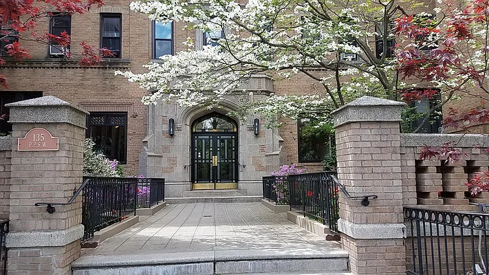 Sold by Douglas Elliman | media 12