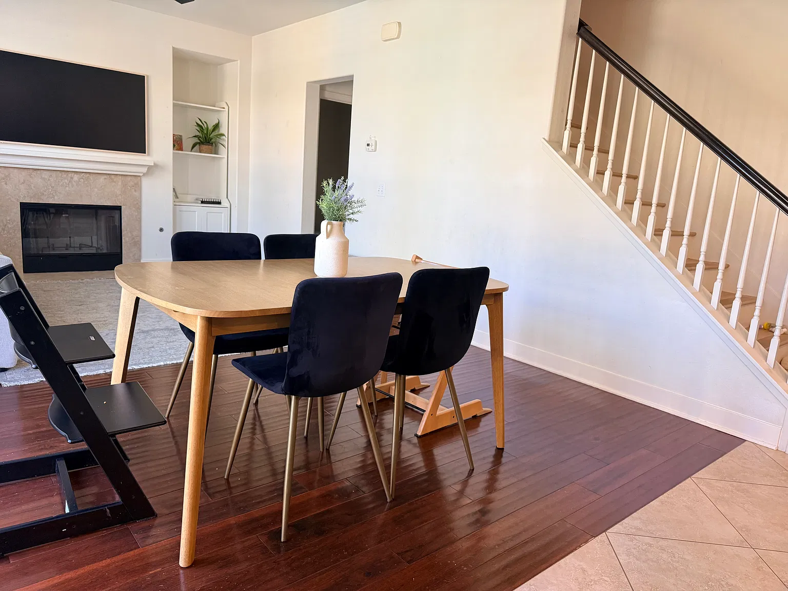 4 bed, 2.5 bath, 2148 sqft, $4,800 — Photo 4