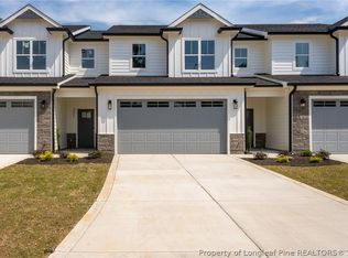 3023 Candlelight Dr, Fayetteville, NC 28311