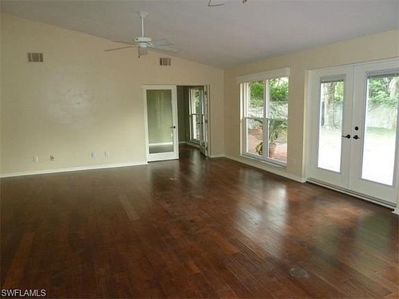 5th image of 9 E Braman Ct