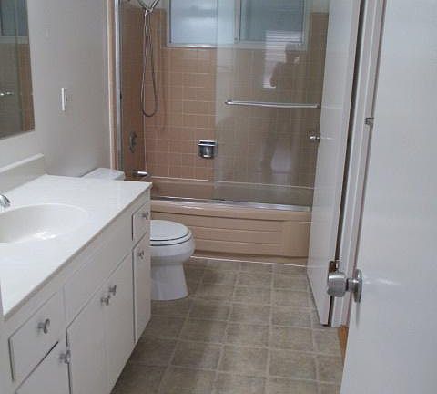 5th image of 921 Hill St APT 7