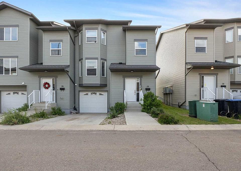 1st image of 120 NE Warren Way #25