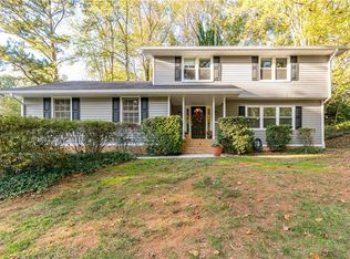 5546 N Fork Dr SW, Lilburn, GA 30047