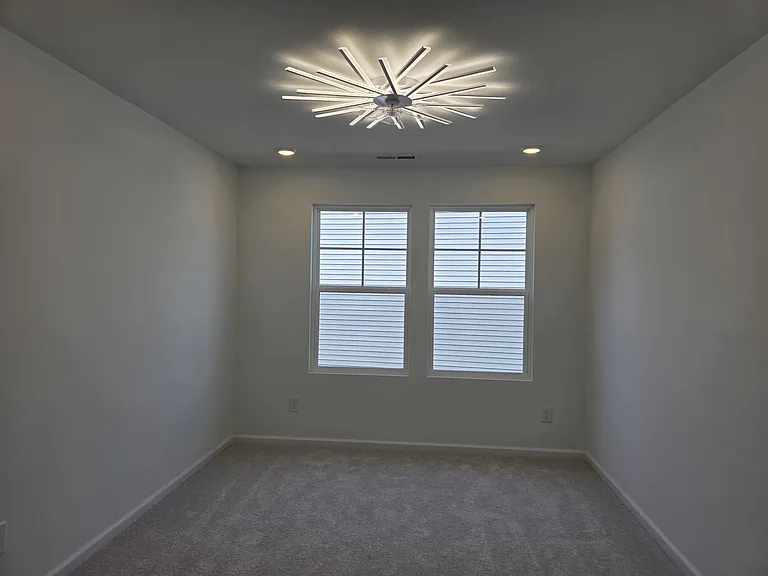 217 Caitlyn Pkwy — Photo 17