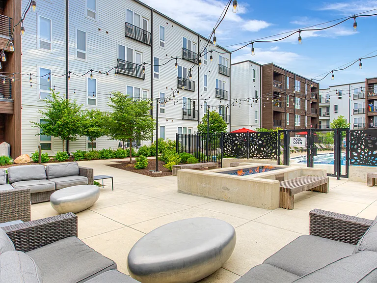 Spark Apartments — Photo 8