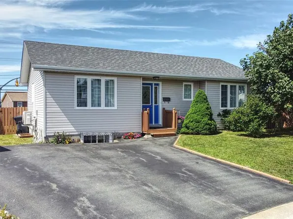 7 Castlehaven Place, Mount Pearl, NL A1N5J2