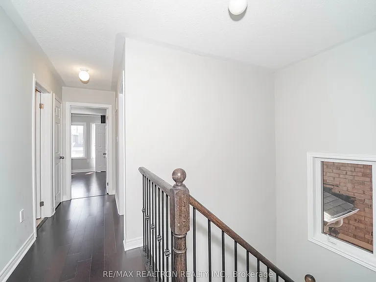 77 Betony Dr — Photo 36