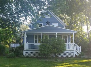 6 Pilgrim Rd, Quaker Hill, CT 06375