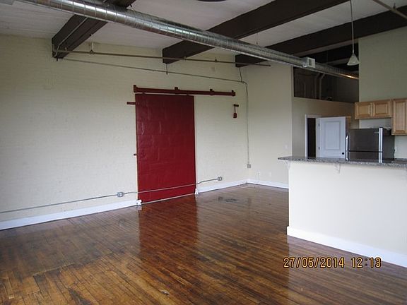 5th image of 31 Ontario St APT 210