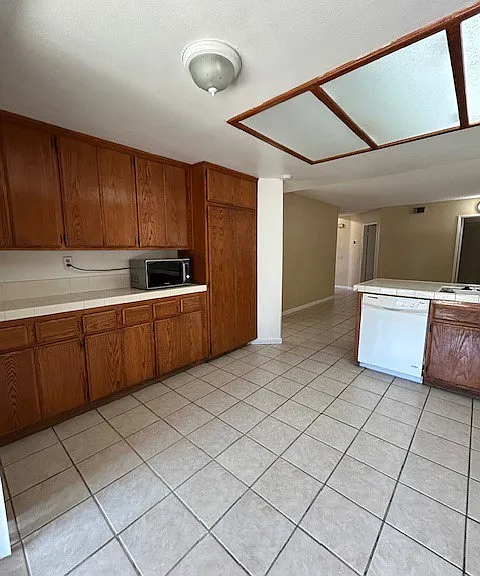 1569 Ruby Dr — Photo 5